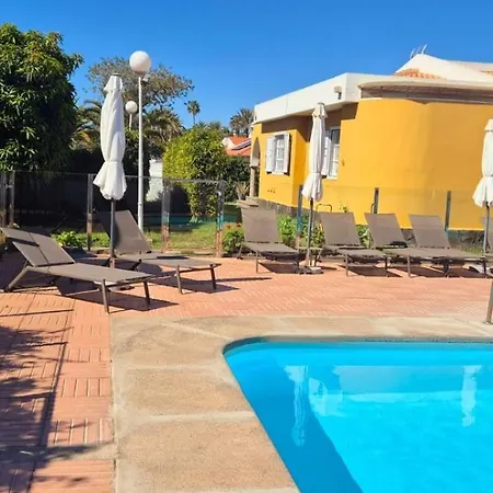 Handicap 7 4 Holiday home *