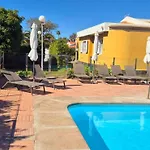 Handicap 7 4 Nyaraló *